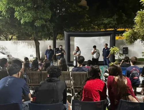 Céu aberto, mente aberta: Matrix e a Kombiousa aterrissam na Escola Monteiro